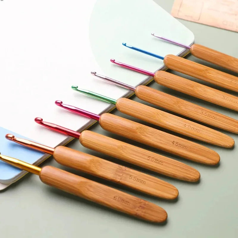 9Pcs Bamboo Crochet Hooks Set Lace Crochet Needles 2.0mm 6.0mm Knitting Needles Handle Weave Yarn Sewing Tools Crochet Set