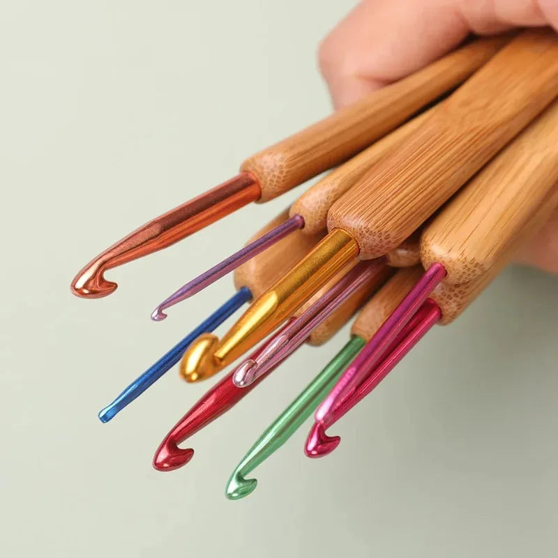 9Pcs Bamboo Crochet Hooks Set Lace Crochet Needles 2.0mm 6.0mm Knitting Needles Handle Weave Yarn Sewing Tools Crochet Set